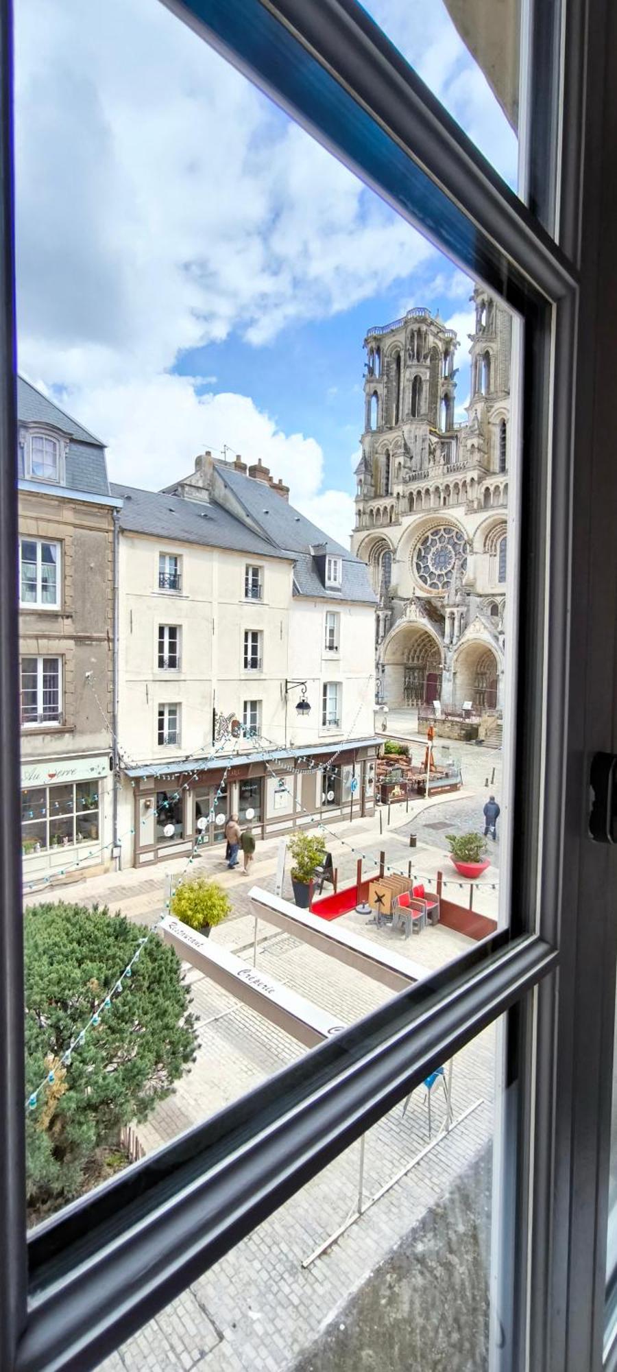 Studio Vue Cathedrale Laon Kültér fotó